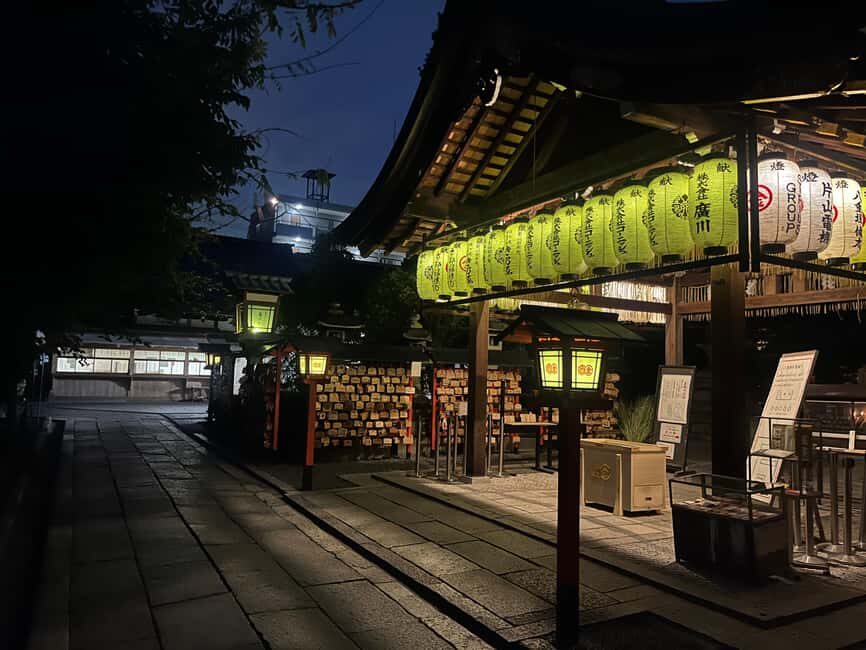 Kyoto: Gion Magical Night Walking Tour with Geisha Trivia - Price and Value: $24 for a Guided Night, Not a Self-Walk