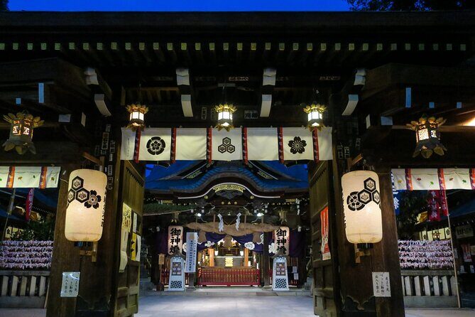 Kyoto: Gion Night Walking Tour with Geisha Insight - Who This Gion Night Walk Is Best For