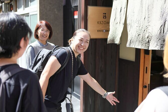 Kyoto: Gion & Pontocho Food Tour with 13 Dishes - Price and value: what $82 buys you in real terms