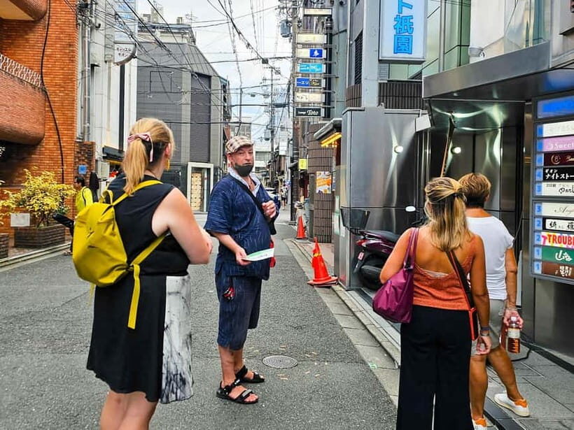 Kyoto: Gion Sunset Walking Tour with Local Guide - Pontocho by Lamplight and the Finish at Sanjo Bridge