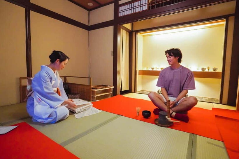 Kyoto Gion Tea ceremony & Wabi-sabi Walking Tour - Strolling Through Gion and a Matcha Shop Stop That Sets the Mood