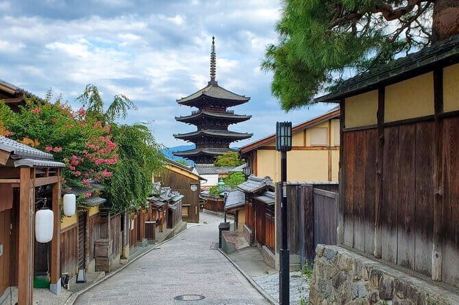 Kyoto Gion Walking Tour for First Time Visitors - Key things to know before you walk