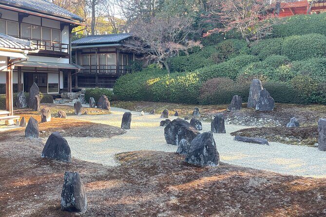 Kyoto Guided Walking Tour: Secret Zen Garden and Fushimi Inari - Gaun-kyo Bridge: maple views and a calm first beat