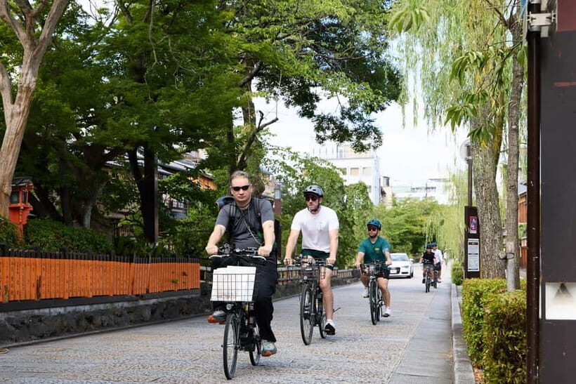 Kyoto: Hidden Gems E-Bike Tour Through Backstreets & Temples - Kyoto E-Bikes for 4 Hours: Why This Route Feels Right