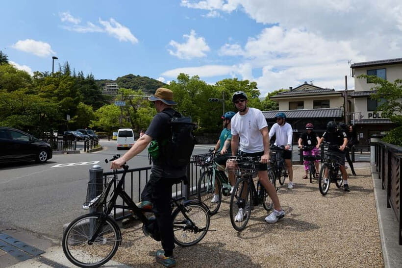 Kyoto: Hidden Gems E-Bike Tour Through Backstreets & Temples - Shimogamo-jinja for 20 Minutes: A Calmer Shrine Stop