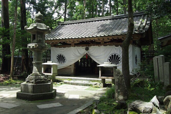 Kyoto Hiking Tour: The Nature and Legends of Kurama and Kibune - Kuramadera: a forest walk to an 8th-century shrine focus