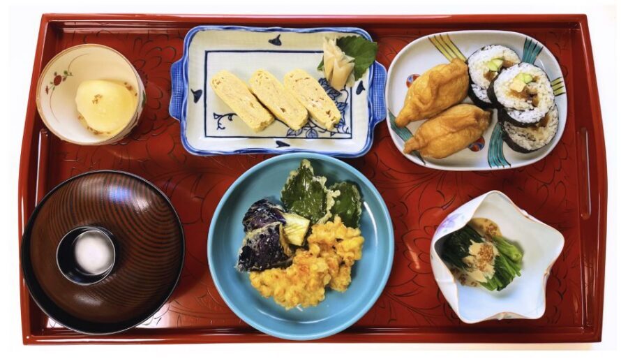 Kyoto Home Cooking Class ＆Supermarket tour near Fushimiinari - Dashi: the small step that unlocks Japanese flavor