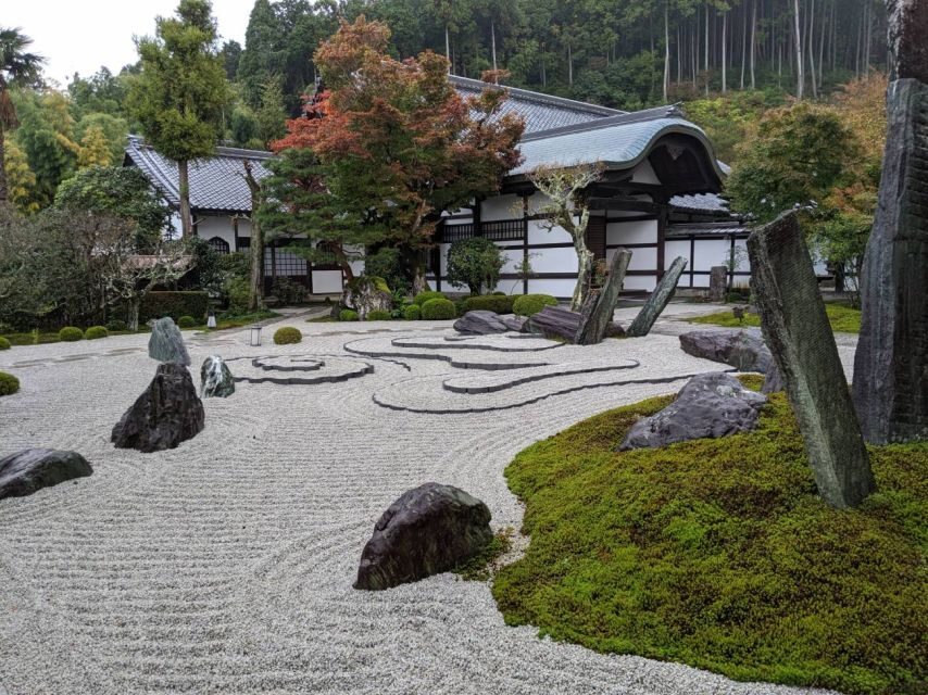 Kyoto: Japanese Gardens Private Customizable Tour - How transportation works (and how to avoid wasting your day)