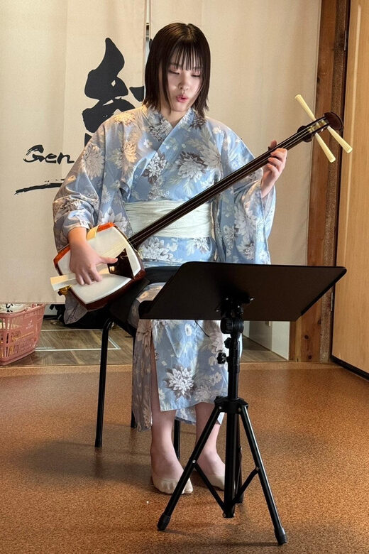 Kyoto: Japanese Koto & Shamisen Concert and Koto Class - Getting there and planning your Kyoto day around Arashiyama, Nijo, and Nishiki