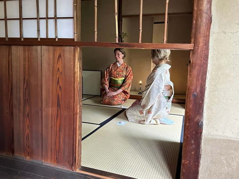 Kyoto: Kimono and Tea Ceremony Experience at Cultural Asset - House tour time: gardens, woodwork, and photo chances