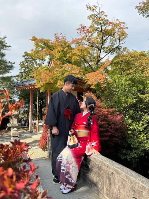 Kyoto: Kimono Rental with Hairstyling and Accessories - Meeting at Kimono Rental Momo and getting ready on schedule