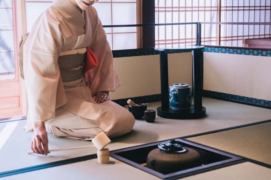 Kyoto: Kimono Tea Ceremony at Orizuruya Gion - The matcha tea ceremony: what you learn, and how you’ll feel while doing it