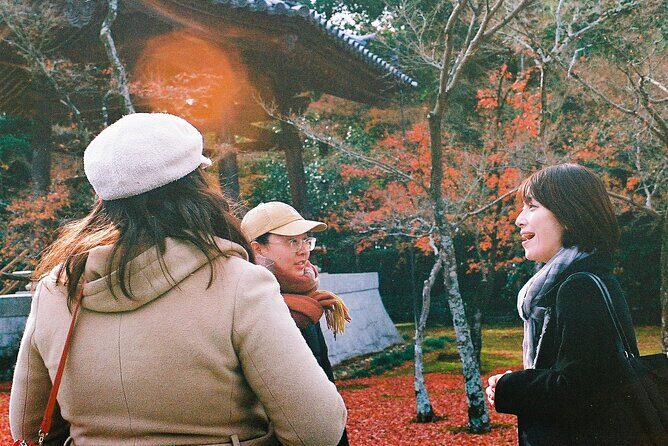 Kyoto: Kinkaku-ji Temple & Serene Garden Guided Tour with Tickets - Kinkaku-ji Golden Pavilion: gold leaf, gates, and named stops you can picture