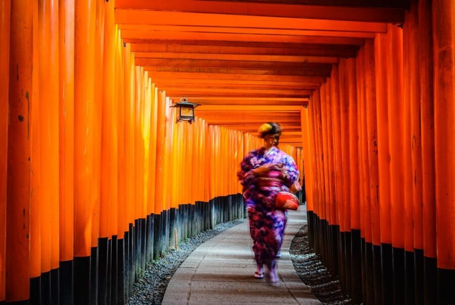 Kyoto: Kiyomizu-dera, Fushimi Inari & Gion Geisha District - Meeting Roberto at 7-Eleven by Kyoto Station