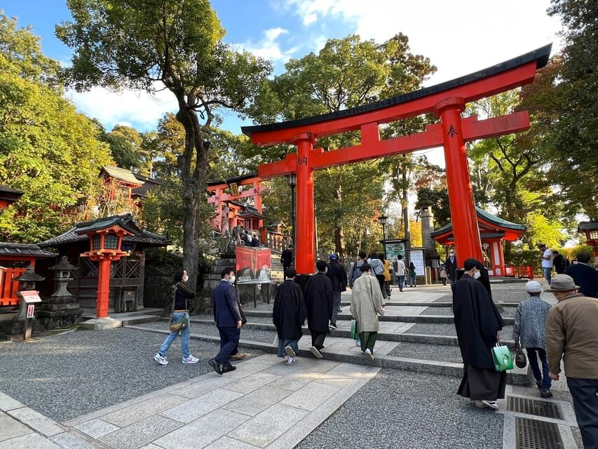 Kyoto: Kiyomizu-dera, Fushimi Inari & Gion Geisha District - Photo help and iPad explanations: small touches that really matter