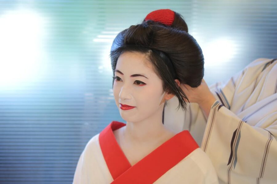 Kyoto kiyomizu Temple : Maiko and Samurai Couple Photoshoot - Price and value: $114 per person, and what you actually get
