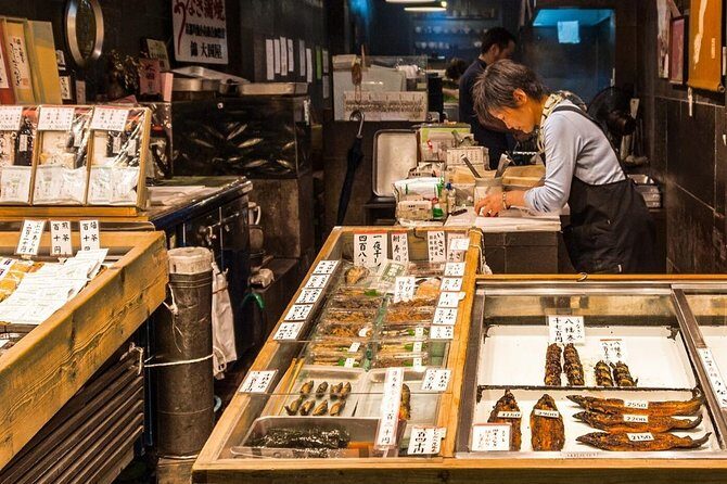 Kyoto Like a Local: Private & Personalized Experience (3 hrs) - The food stop: an arcade walk where your guide saves time