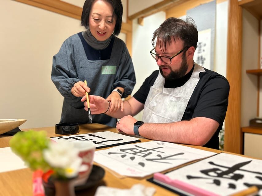 Kyoto: Local Home Visit and Japanese Calligraphy Class - Your One-Hour Lesson: What You’ll Actually Learn
