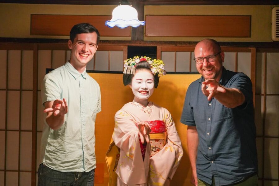 Kyoto: Maiko Dinner in Traditional Restaurant and Tour - All-you-can-drink sake: fun, but follow the room