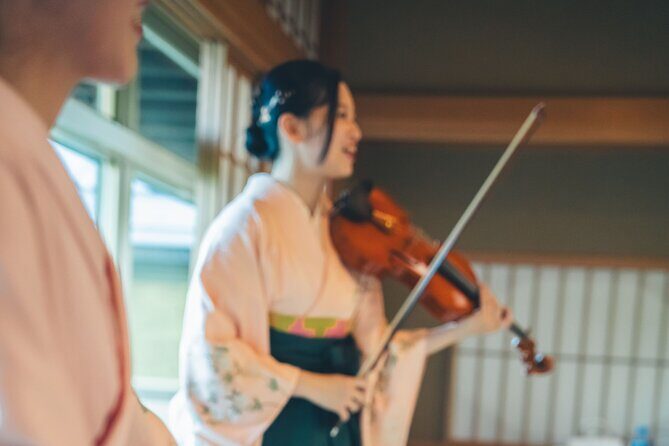 Kyoto: Matcha & Traditional Japanese Music Immersive Experience - Inside Suzaku Garden: What the Concert Really Feels Like