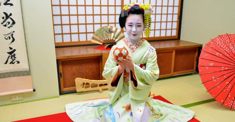 Kyoto: Meet-and-Greet, Maiko Show and Experience - Should you book this Kyoto maiko meet-and-greet?