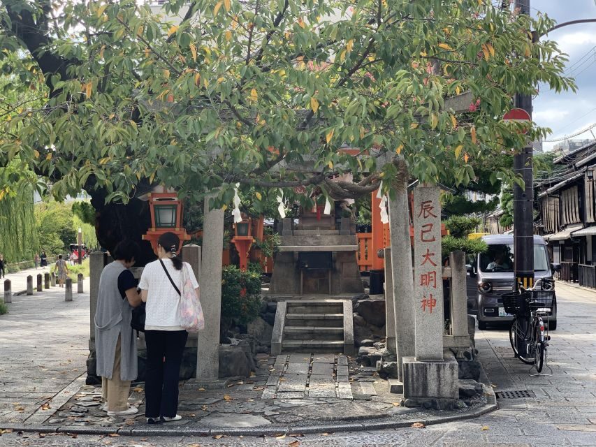 Kyoto: Meet the Geisha Maiko with Gion Walking Tour - Who this tour suits best