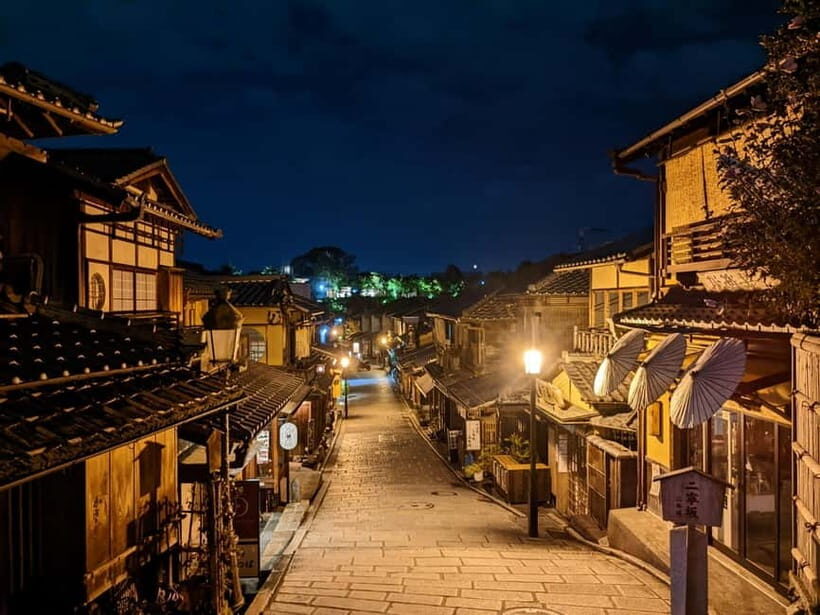 Kyoto: Night E-Bike Tour Hidden Gems & Backstreets - How the guide turns streets into a story (and names to look for)