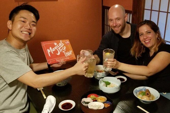 Kyoto Night Foodie Tour in Gion (9+ dishes + 6 Sake tastings) - Kawaramachidori standing bar: sake tastings and soft drinks