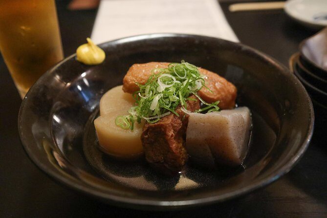 Kyoto Night Foodie Tour in Gion (9+ dishes + 6 Sake tastings) - Pace, conversation, and the one thing to mentally prepare for