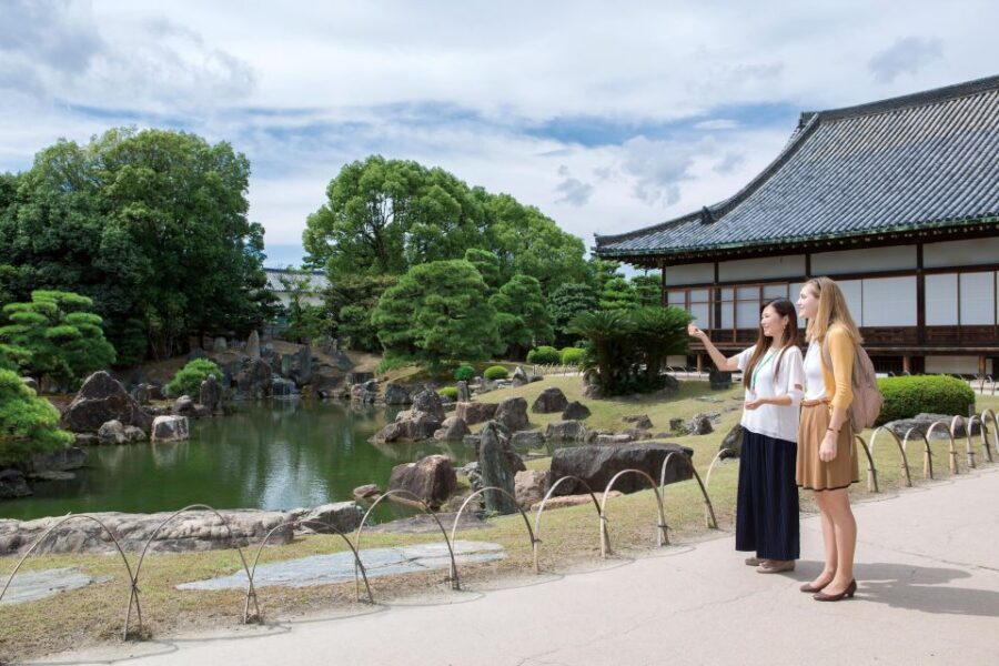 Kyoto: Nijo-jo Castle and Ninomaru Palace Guided Tour - Key things to know before you go