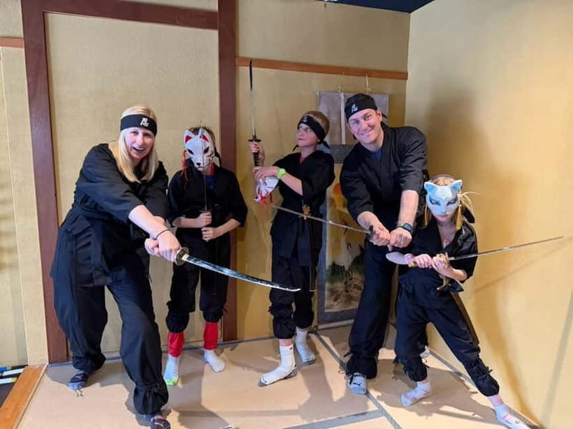 Kyoto: Ninja Experience Cafe Kyoto Gion - Entering the ninja zone: the 6th floor in Gion