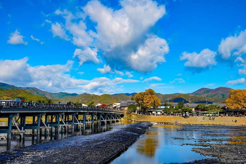 Kyoto/Osaka: Nara, Fushimi Inari Taisha, Arashiyama Bus Tour - A one-day Osaka-to-Kyoto circuit that keeps you sane