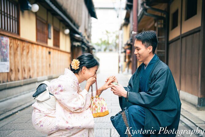 Kyoto Photo Shoot by Professional Photographer (77K Followers) - Culture talk and local tips that actually help your trip