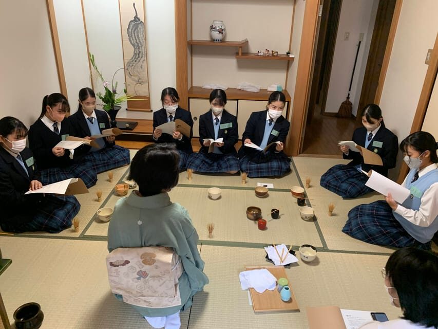 Kyoto: Private Tea Ceremony at local home with tea master - Step-by-step ceremony lesson: what you’ll learn in that one hour