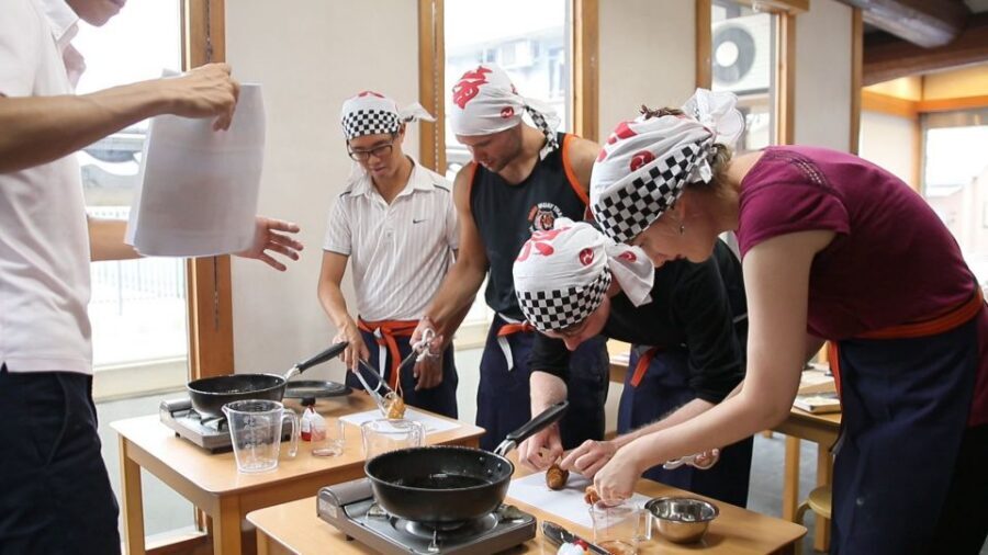 Kyoto: Ramen Cooking Class at a Ramen Factory with Souvenir - Chicken Flavoring and Broth-and-Oil Choice: The Builder Stage