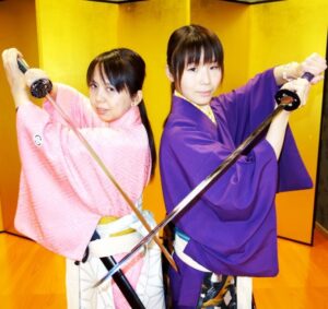Kyoto: Samurai Sword Class by Experts in Traditional Arts - The rhythm of the class: from a 4-minute film to real practice