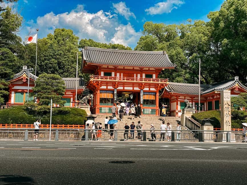 Kyoto: Secrets of Gion – Geisha Culture Walking Tour - Yasaka Shrine: festivals, faith, and the geisha neighborhood