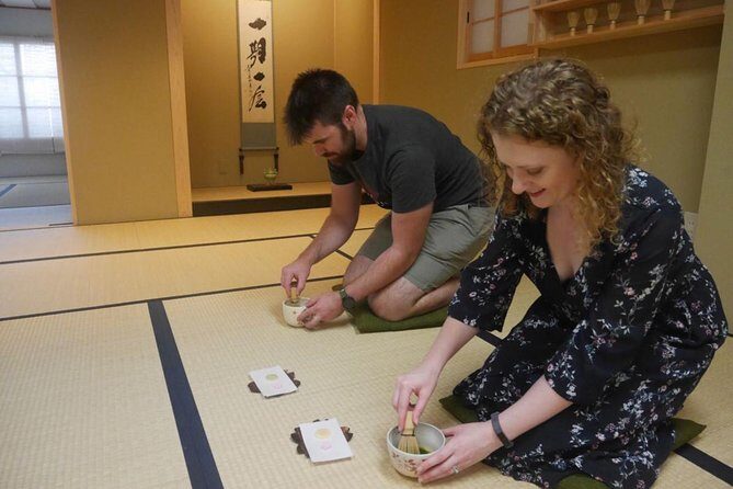 Kyoto Tea Ceremony & Kiyomizu-dera Temple Walking Tour - Kiyomizu-zaka streets and Yasakakoshindo: Kyoto’s old-side charm