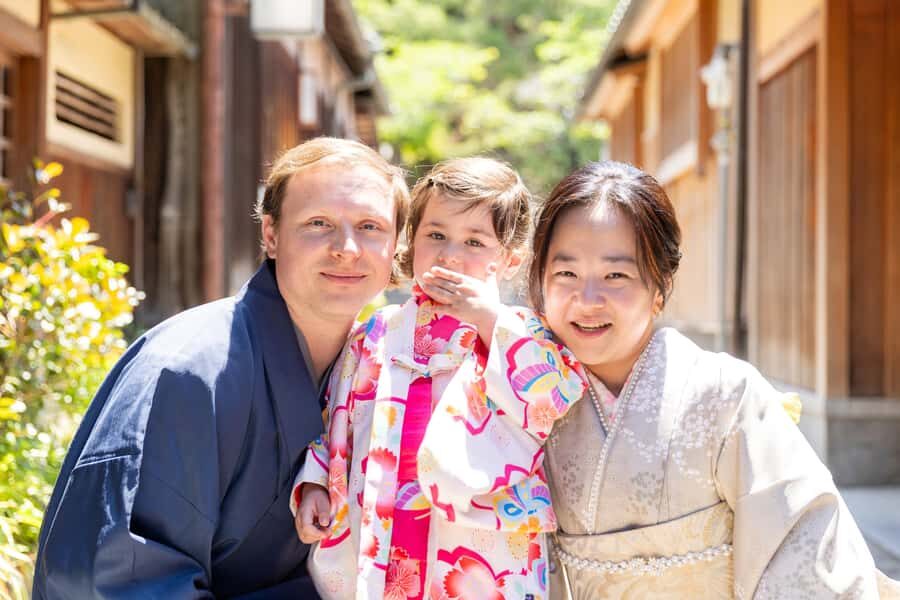 Kyoto: Traditional Kimono Rental - Getting dressed: why the prep time is the real decision