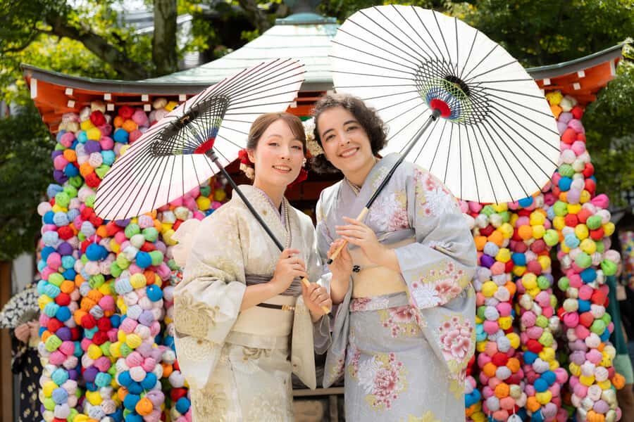 Kyoto: Traditional Kimono Rental - Photos and add-ons: what’s included and what costs extra
