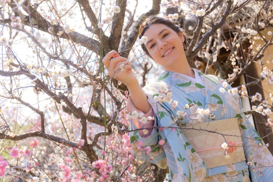 Kyoto: Traditional Kimono Rental - Storage, luggage, and the “don’t regret bringing that” test