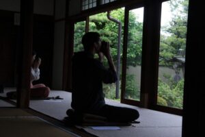 Kyoto: Zen Experience in a Hidden Temple - Finding the north gate of Myoshin-ji and getting quiet fast