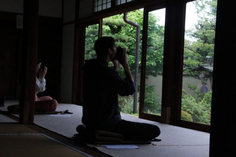Kyoto: Zen Experience in a Hidden Temple - Finding the north gate of Myoshin-ji and getting quiet fast