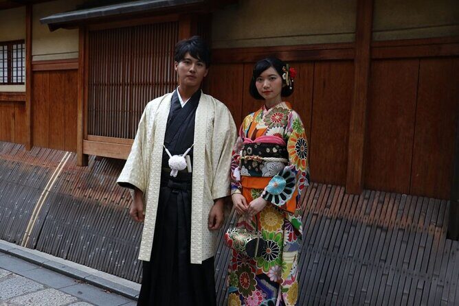 Kyoto:Family-Friendly Kimono & Yukata Experience at WARGO - Choosing Standard vs Deluxe: what actually changes