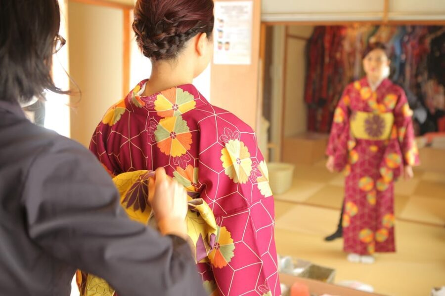 Kyoto:Kiyomizu-dera Temple Rent a kimono and ride a rickshaw - After the ride: how to spend your free Kyoto hours well