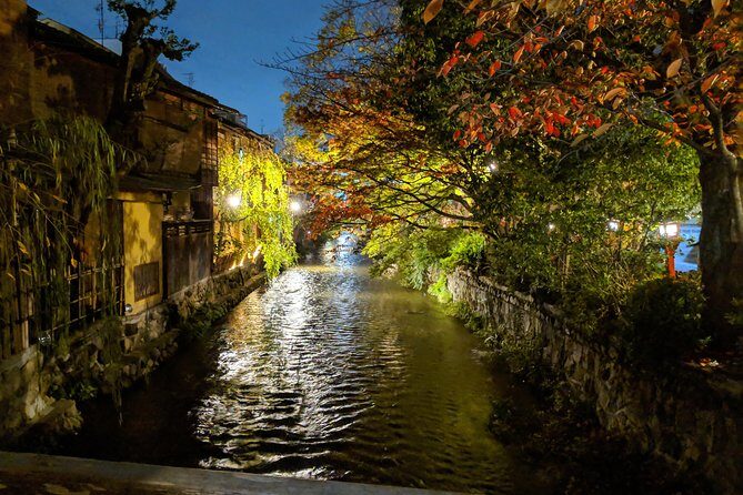 Kyoto’s Exclusive Private Gourmet Night with Local - The course dinner: wagyu, tempura, sashimi, and drink pairing done the Kyoto way