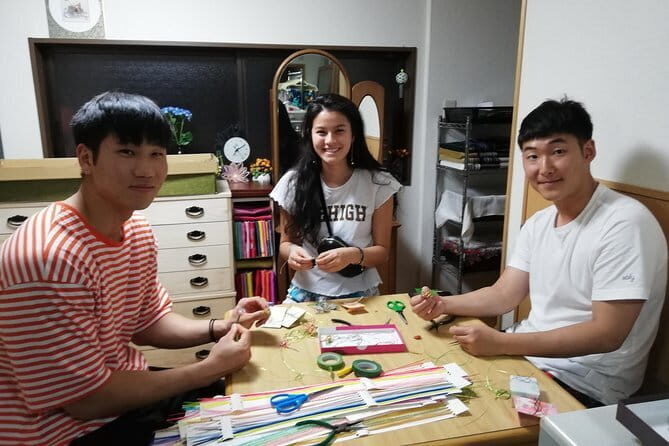 Let's make Japanese accessories with Mizuhiki - Kyoto’s Mizuhiki Craft Class: Small Knots With Big Japanese Meaning