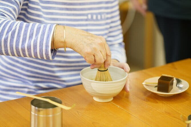 Matcha Grinding Experience and Walking Tour in Uji Kyoto - Getting there from Kyoto Station: the meeting point that keeps things simple