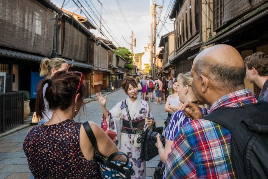 Night Walk in Gion: Kyoto's Geisha District - Price and value: $21 for 100 minutes in one of Kyoto’s most protected neighborhoods