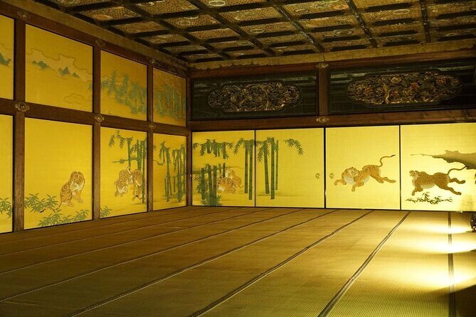 Nijo Castle Samurai Inside Story — Top-Rated Guide (Max 8) - Meeting at the West main gate: start with direction, not stress